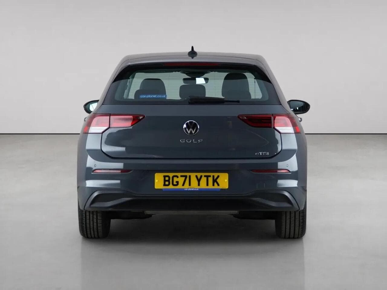 Volkswagen Golf thumbnail Rear