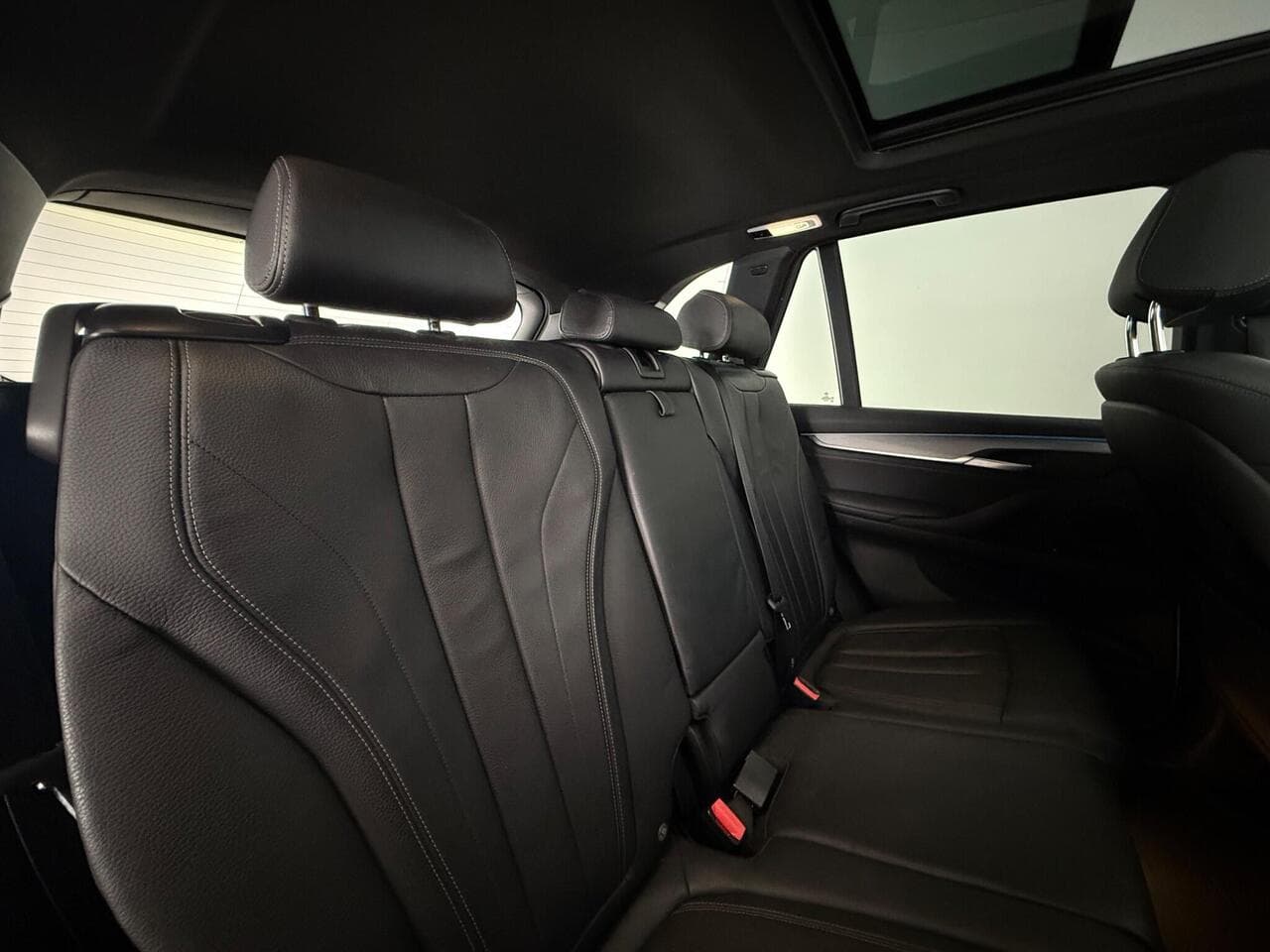 BMW X5 thumbnail Seats Rear