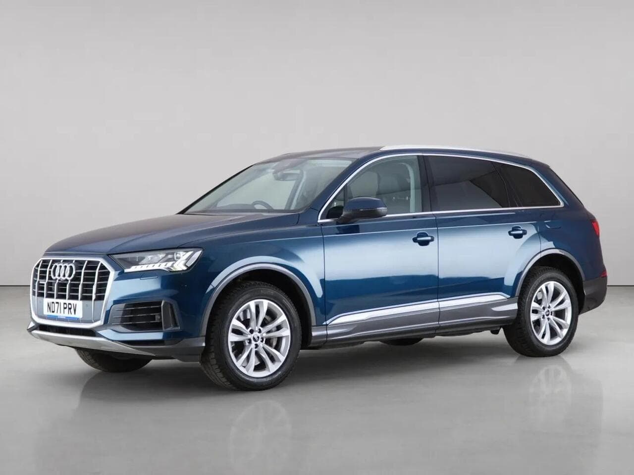 Audi Q7 thumbnail Front Left