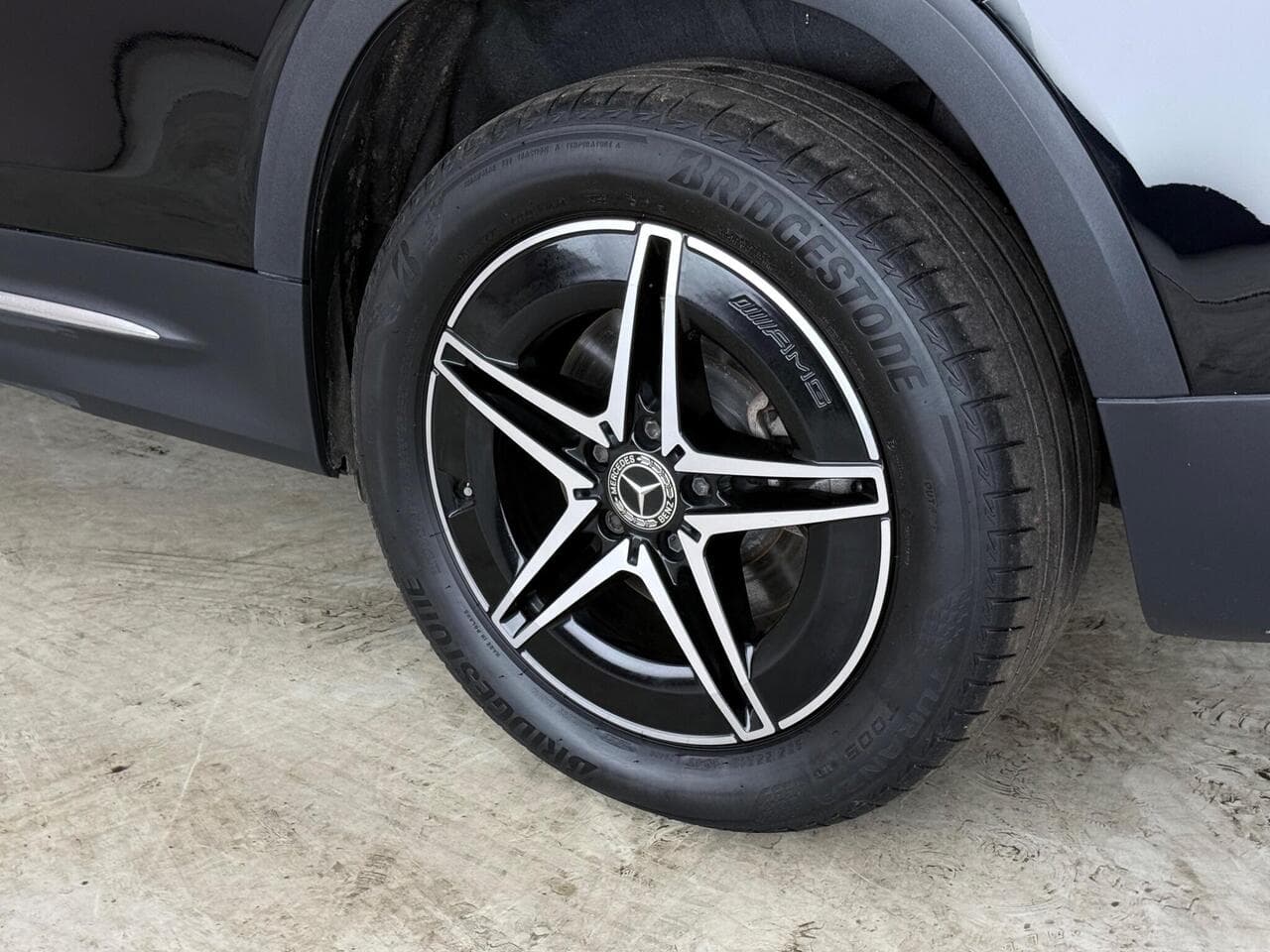 Mercedes-Benz EQB thumbnail Wheel