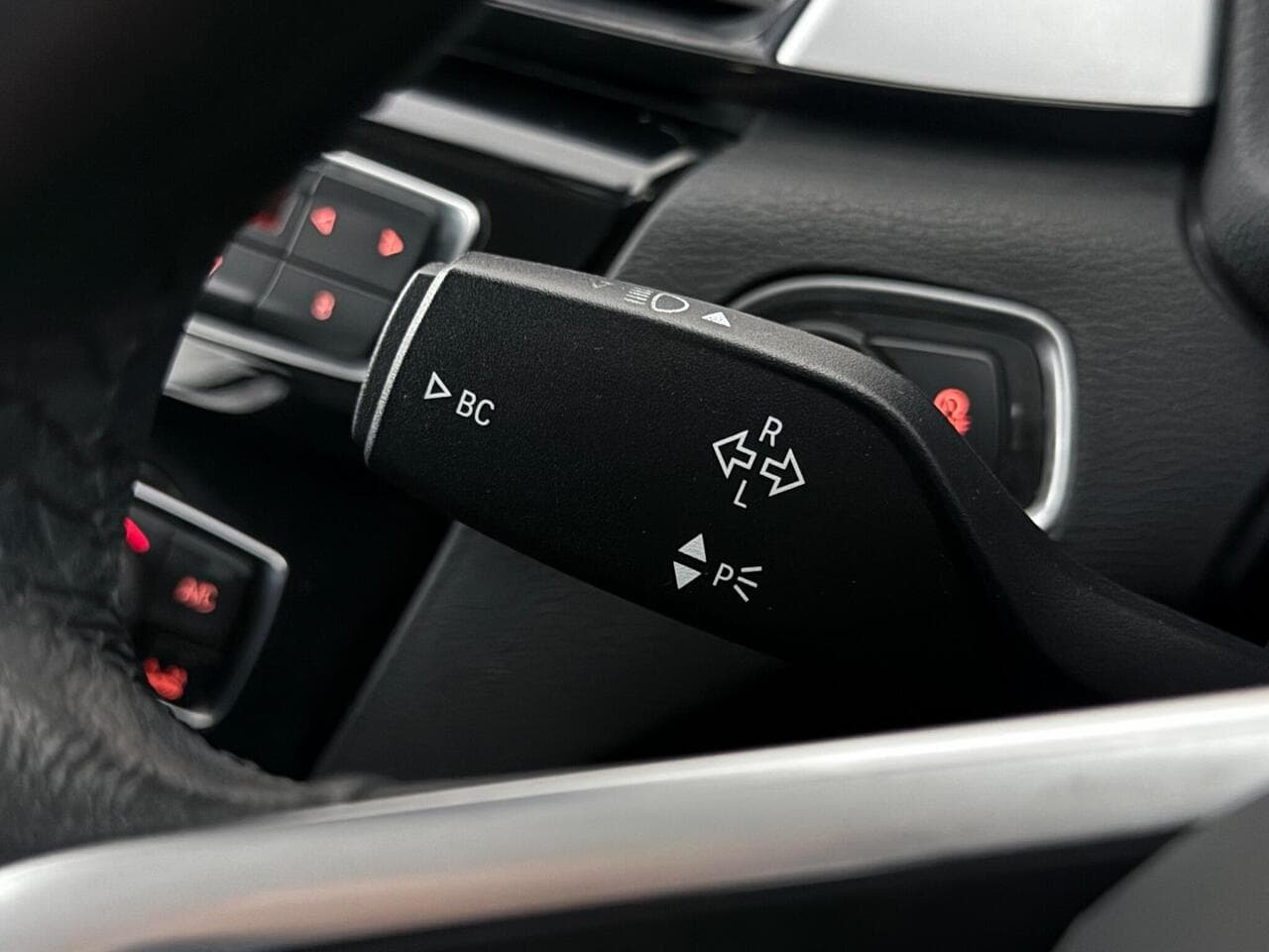 BMW X1 thumbnail Misc Controls