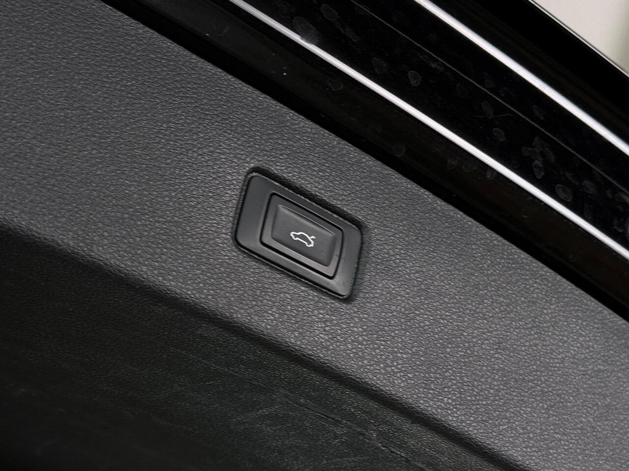 Audi Q7 thumbnail Misc Controls