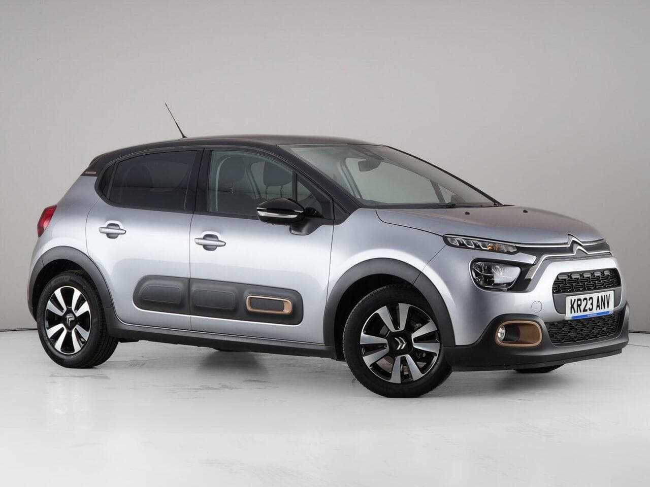 Citroen C3 - Citroen C3 1.2 PureTech C-Series Edition Euro 6 (s/s) 5dr