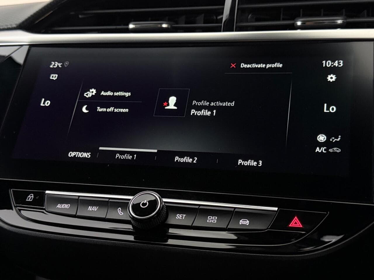 Vauxhall Corsa thumbnail Infotainment System
