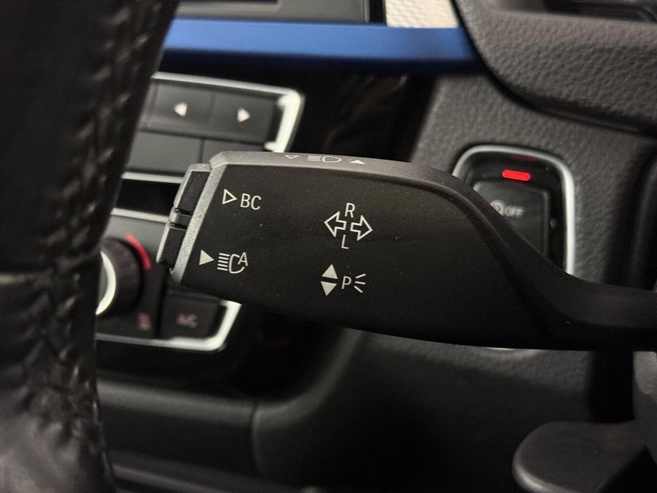 BMW 4 Series thumbnail Misc Controls