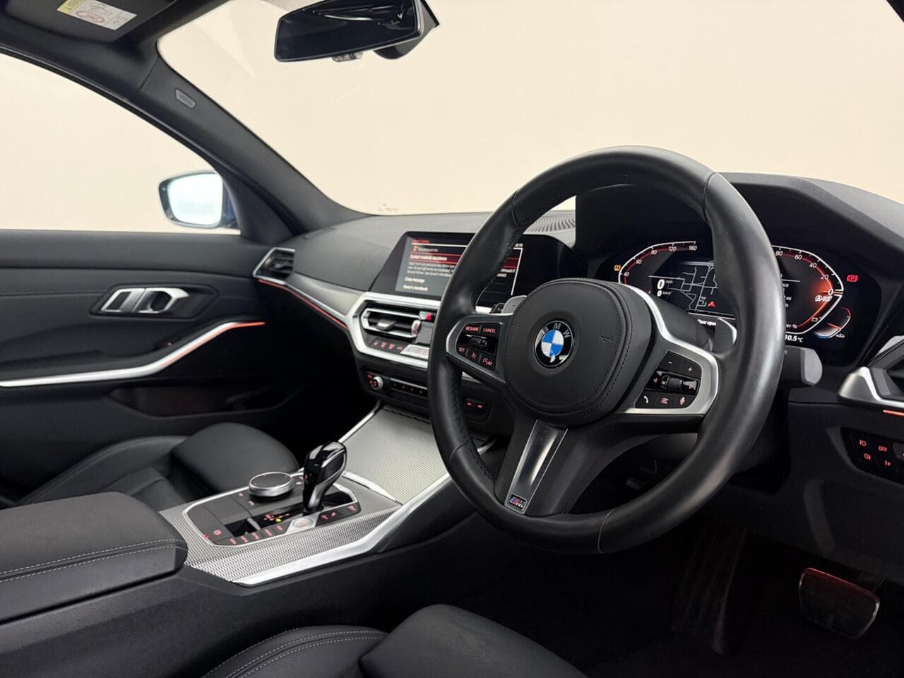 BMW 3 Series thumbnail Interior Front