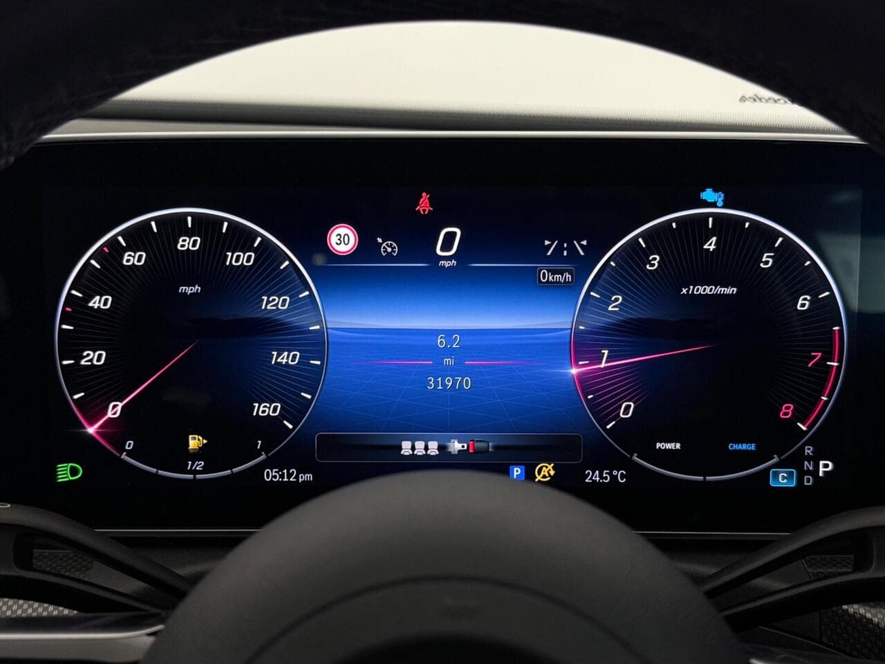 Mercedes-Benz C Class thumbnail Driver Instruments
