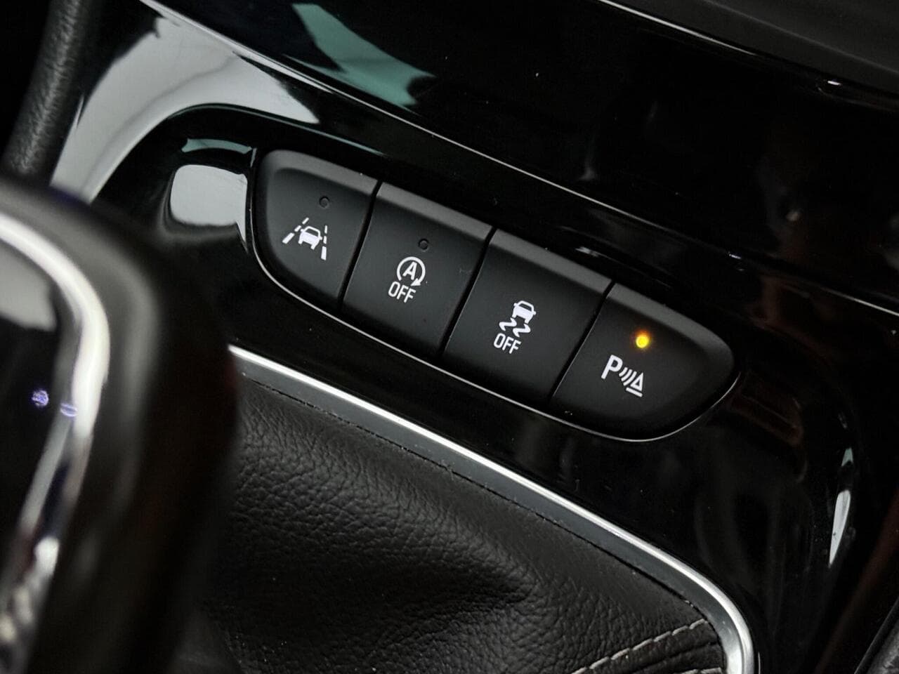 Vauxhall Astra thumbnail Misc Controls