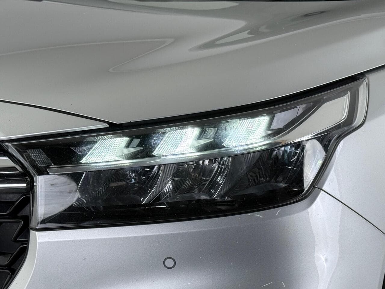 Suzuki S-Cross thumbnail Lights Front