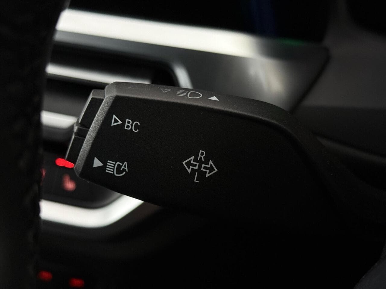 BMW 3 Series thumbnail Misc Controls