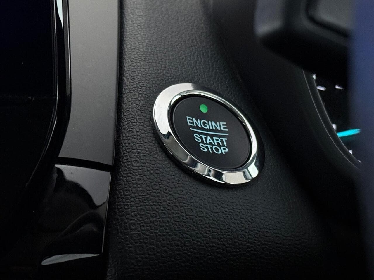 Ford EcoSport thumbnail Misc Controls