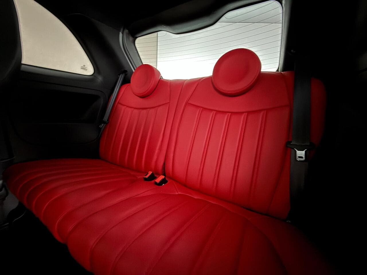 Abarth 595 thumbnail Seats Rear