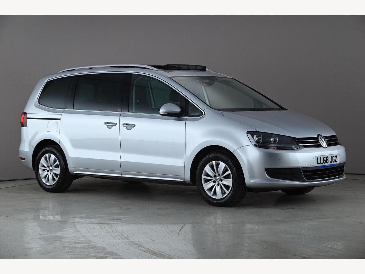 Volkswagen Sharan - Volkswagen Sharan 1.4 TSI SE Nav DSG Euro 6 (s/s) 5dr