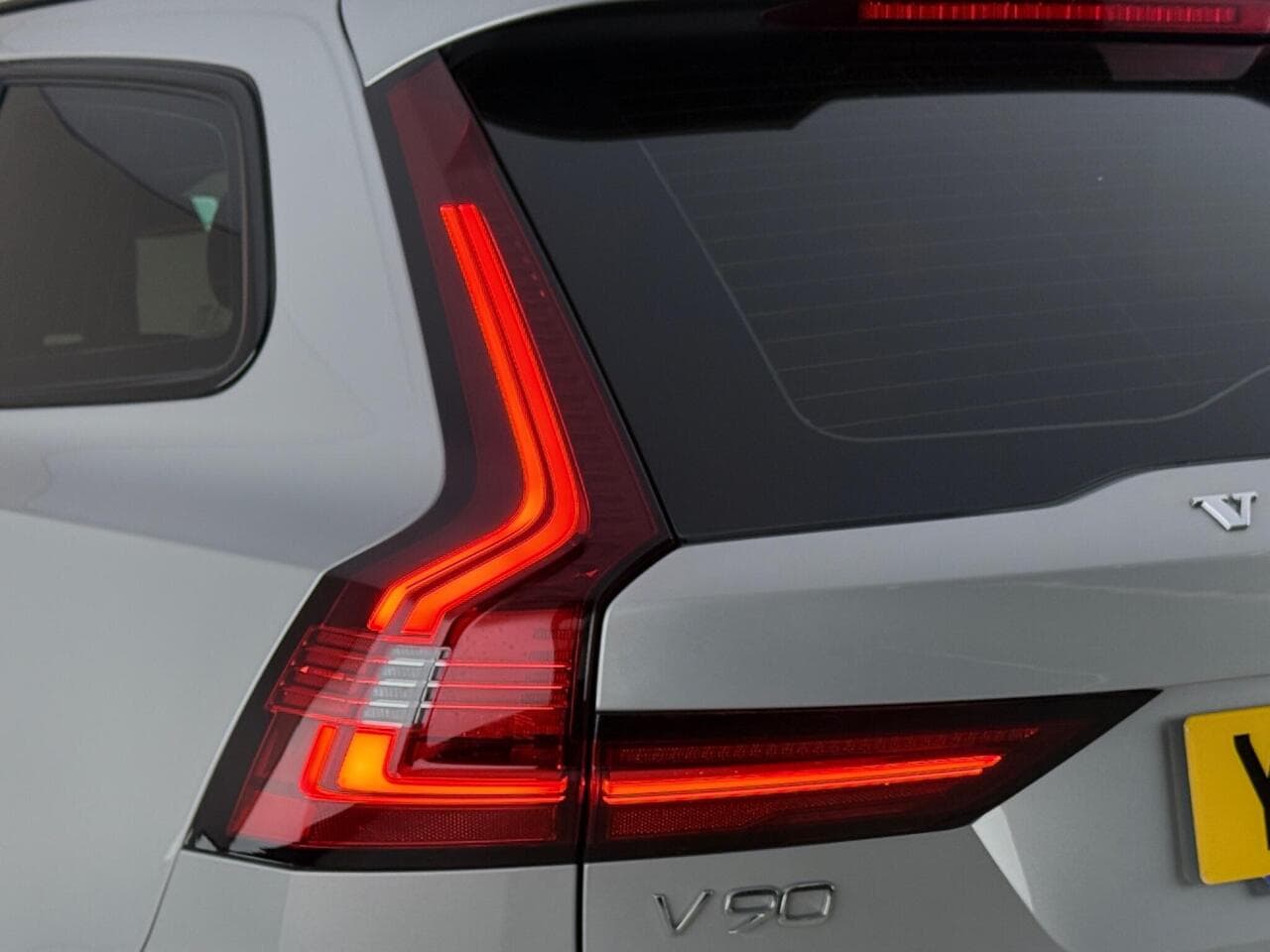 Volvo V90 thumbnail Lights Rear