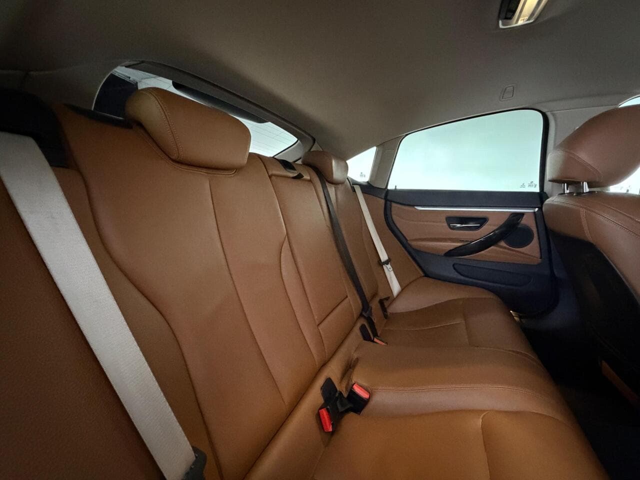 BMW 4 Series Gran Coupe thumbnail Seats Rear