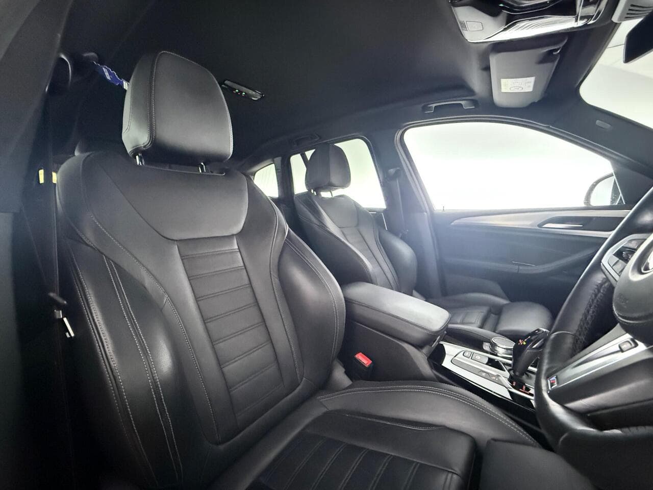 BMW X3 thumbnail Seat Driver