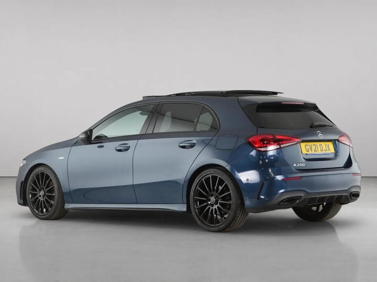 Mercedes-Benz A Class thumbnail Rear Left