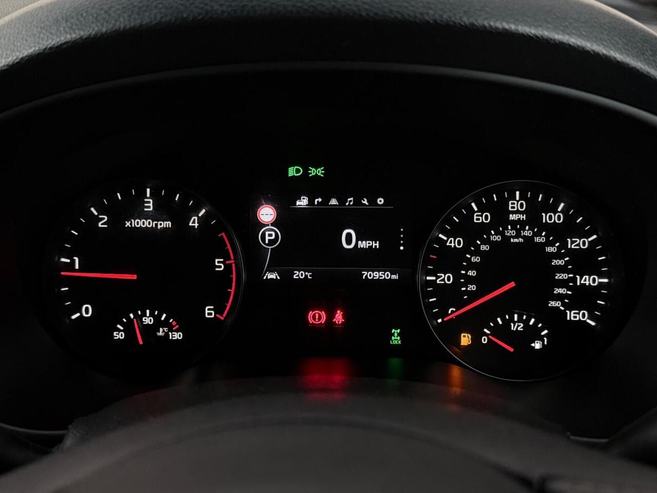 Kia Sportage thumbnail Driver Instruments