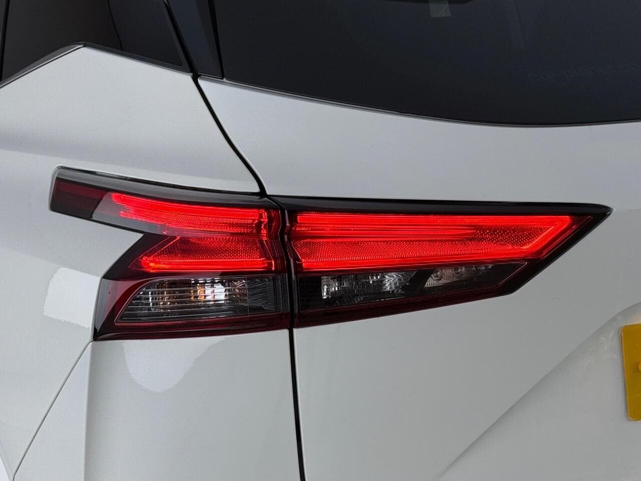 Nissan Qashqai thumbnail Lights Rear