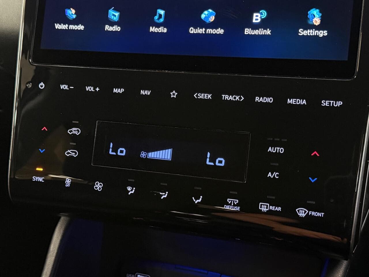 Hyundai TUCSON thumbnail Infotainment System