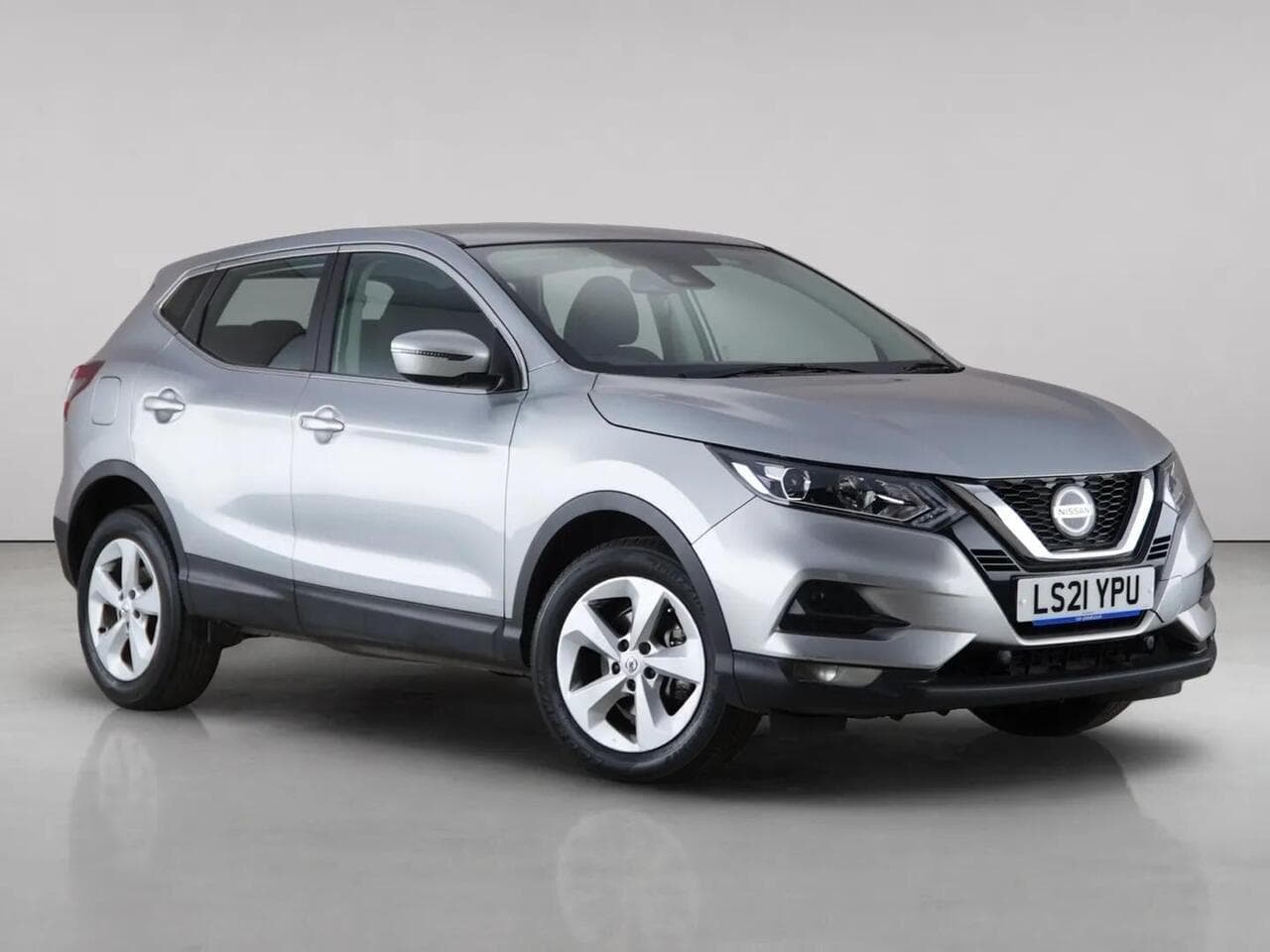 Nissan Qashqai - Nissan Qashqai 1.3 DIG-T Acenta Premium DCT Auto Euro 6 (s/s) 5dr