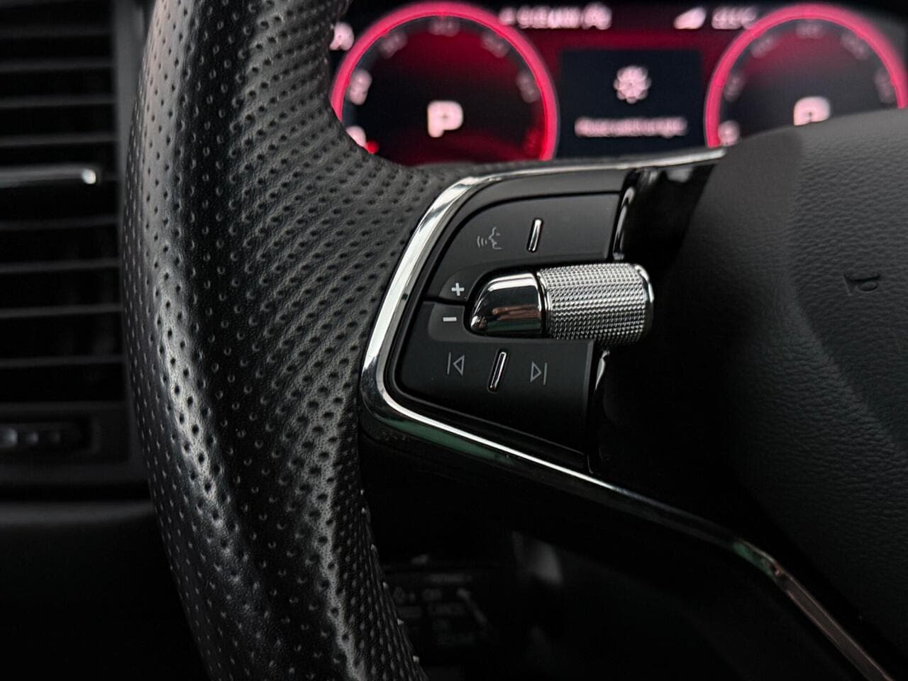 Skoda Kodiaq thumbnail Misc Controls