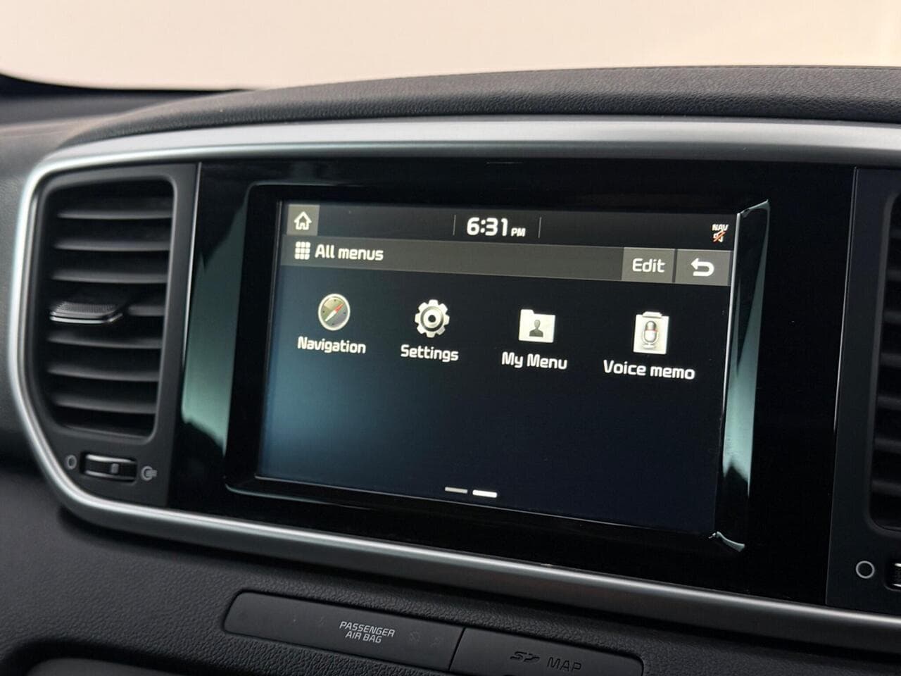 Kia Sportage thumbnail Infotainment System
