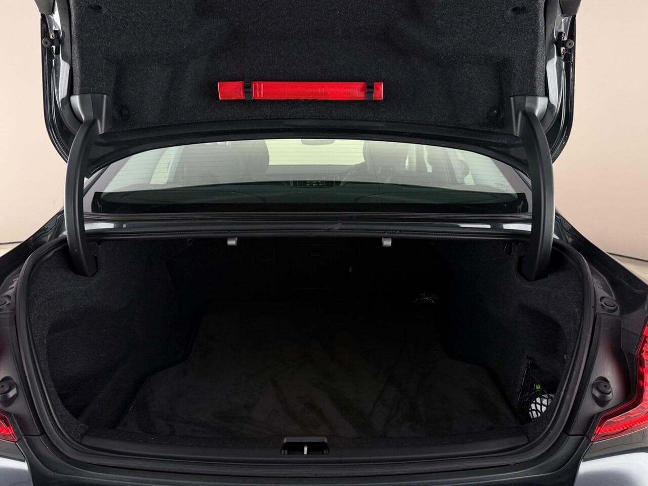 Volvo S60 thumbnail Boot