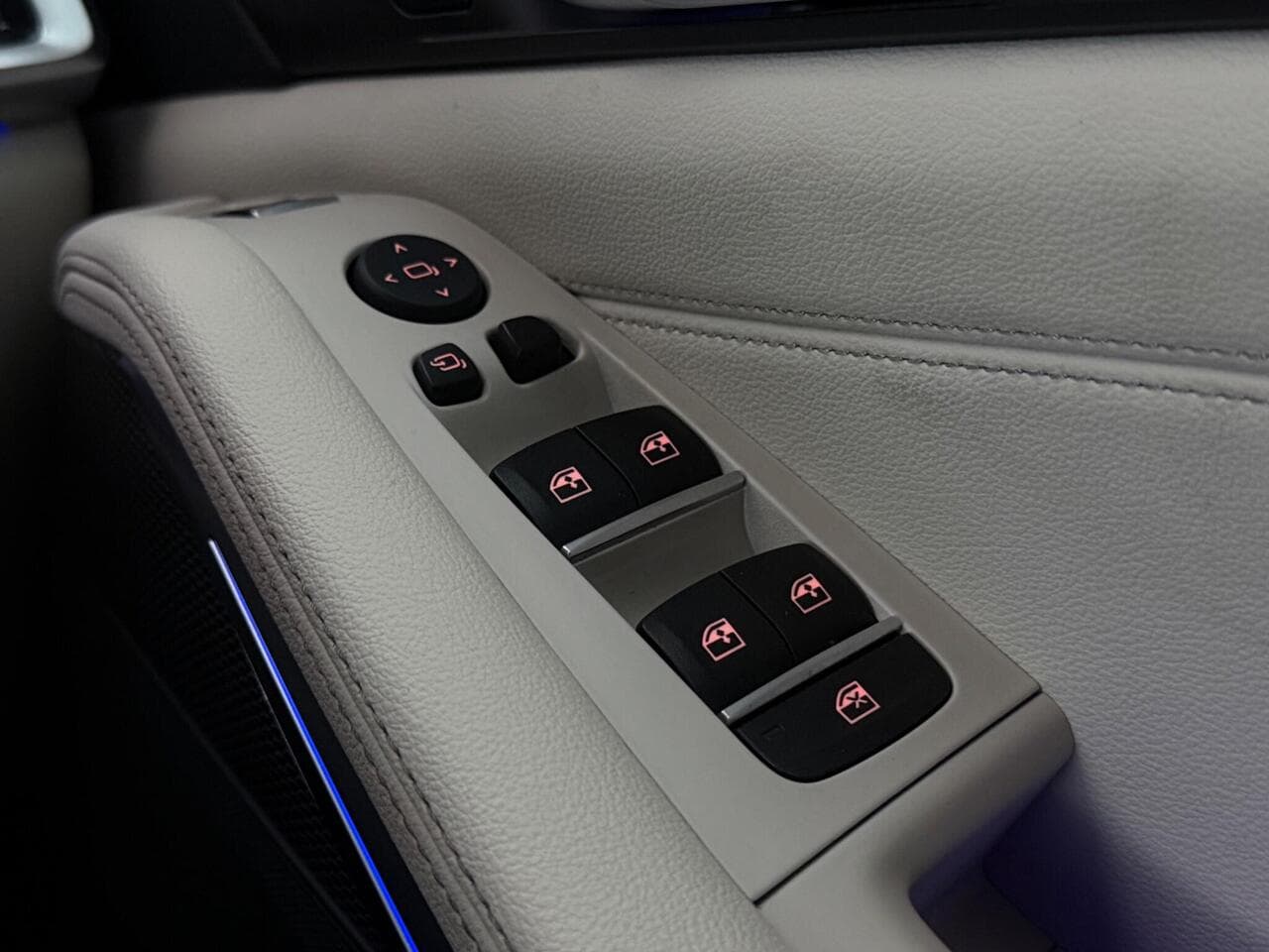 BMW X5 thumbnail Misc Controls