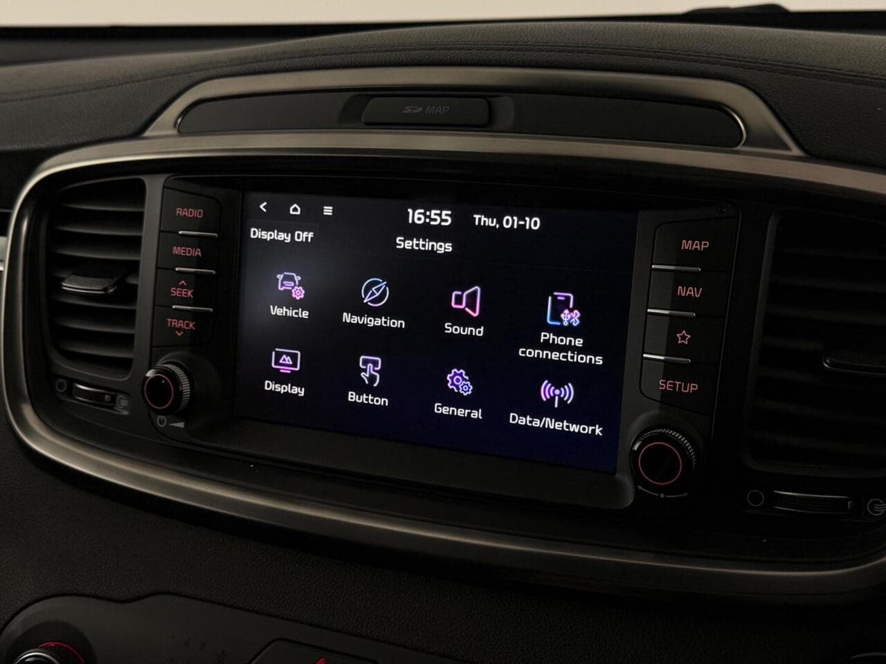 Kia Sorento thumbnail Infotainment System