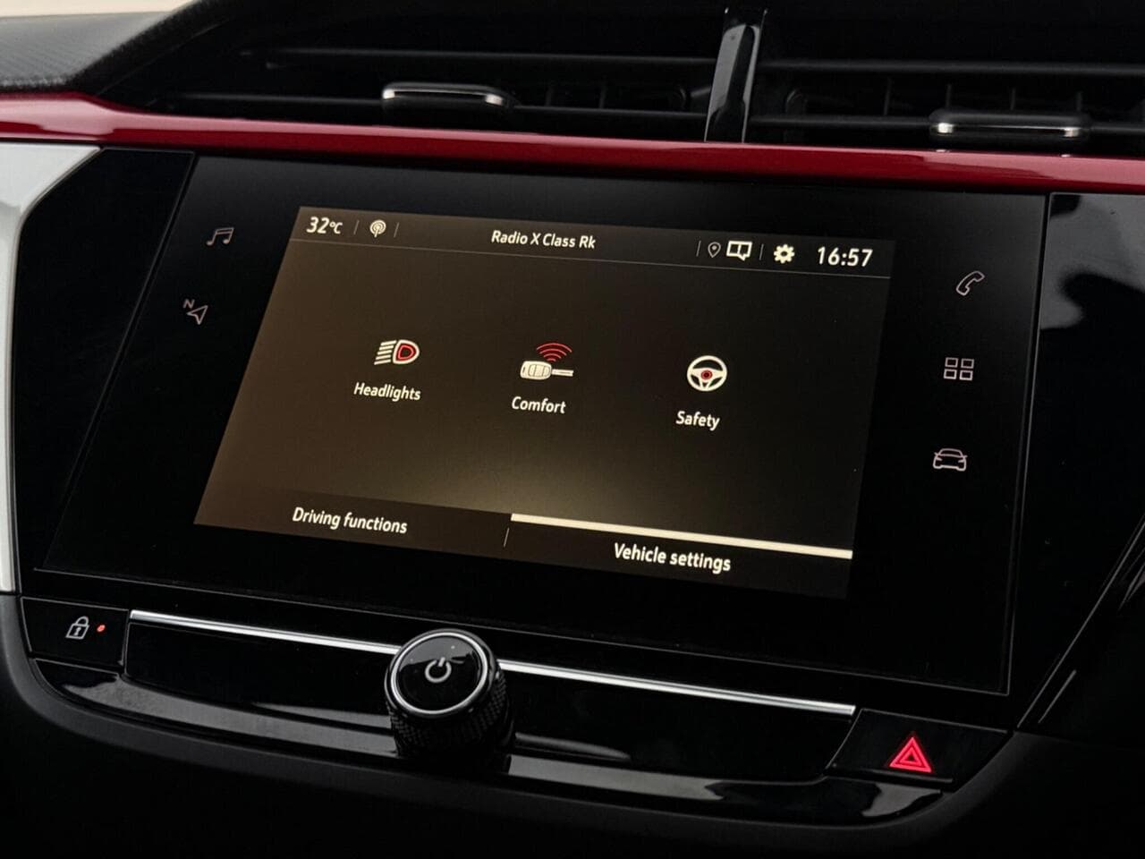 Vauxhall Corsa thumbnail Infotainment System