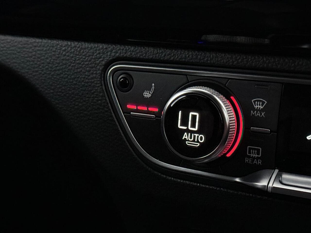 Audi Q5 thumbnail Misc Controls