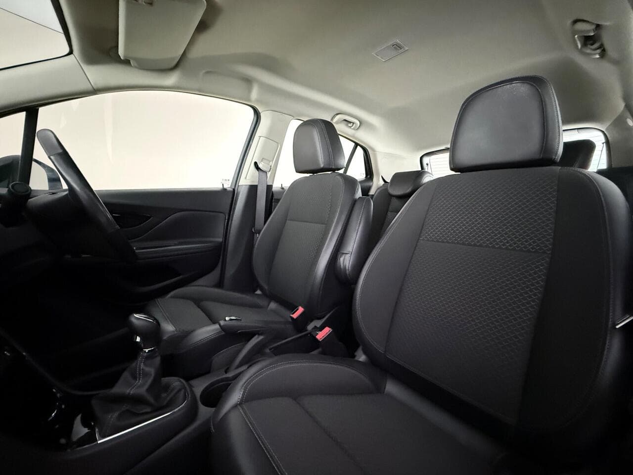 Vauxhall Mokka X thumbnail Seat Front Passenger