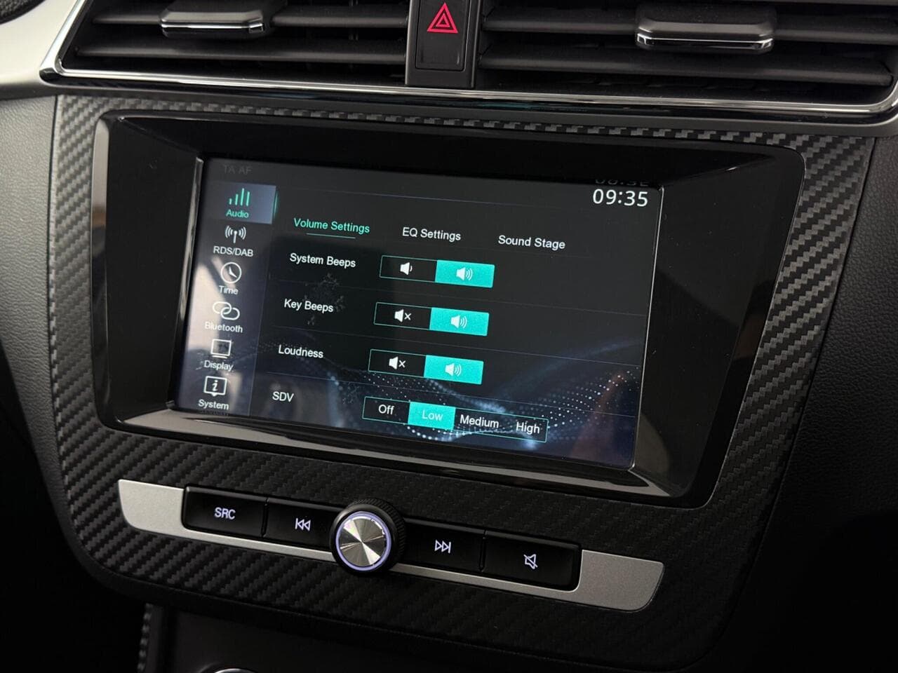 MG MG ZS thumbnail Infotainment System