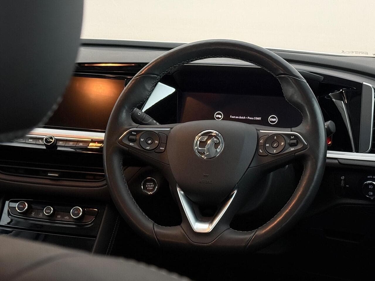 Vauxhall Grandland thumbnail Steering Wheel