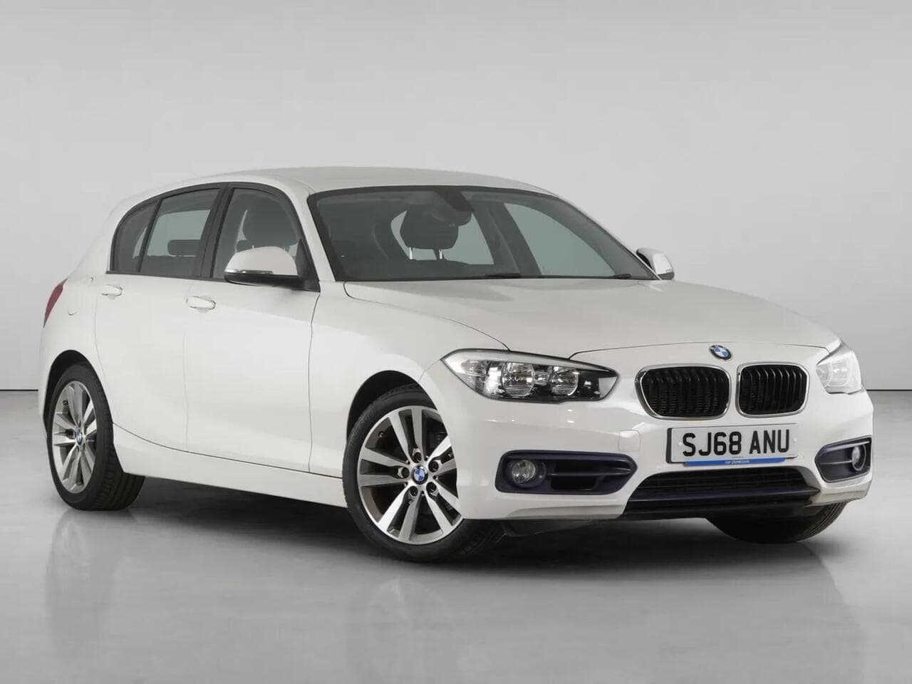BMW 1 Series - BMW 1 Series 1.5 118i Sport Hatchback 5dr Petrol Manual Euro 6 (s/s) (136 ps)