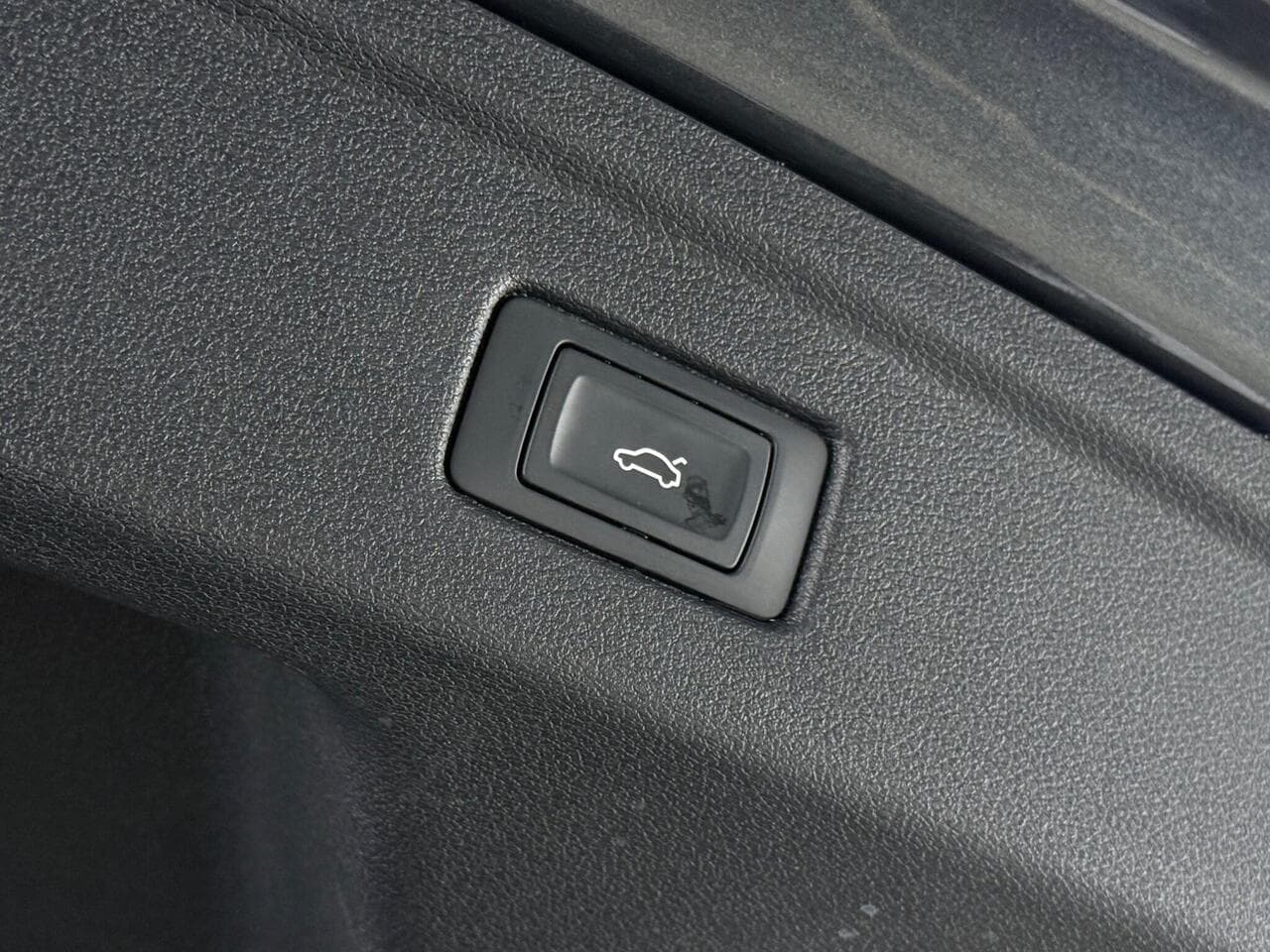 Audi A5 thumbnail Misc Controls