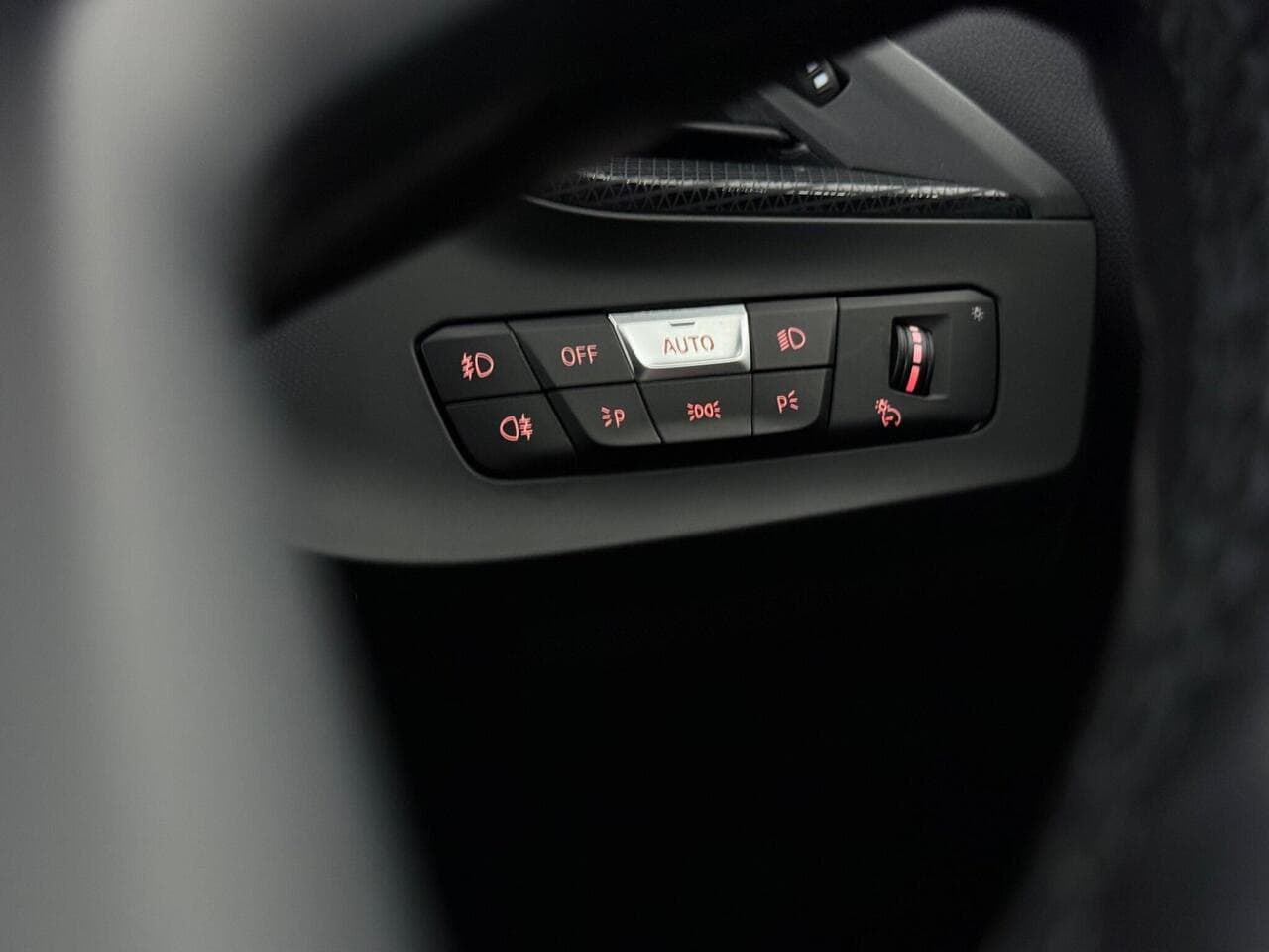 BMW 2 Series Gran Coupe thumbnail Misc Controls