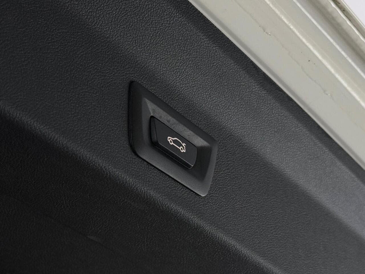 BMW X3 thumbnail Misc Controls