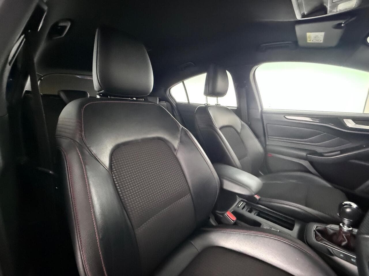 Ford Focus thumbnail Seat Front Passenger