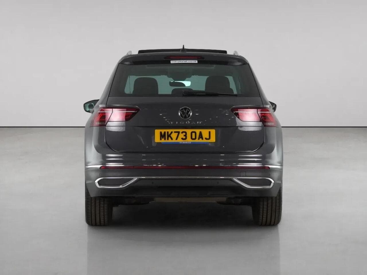 Volkswagen Tiguan thumbnail Rear
