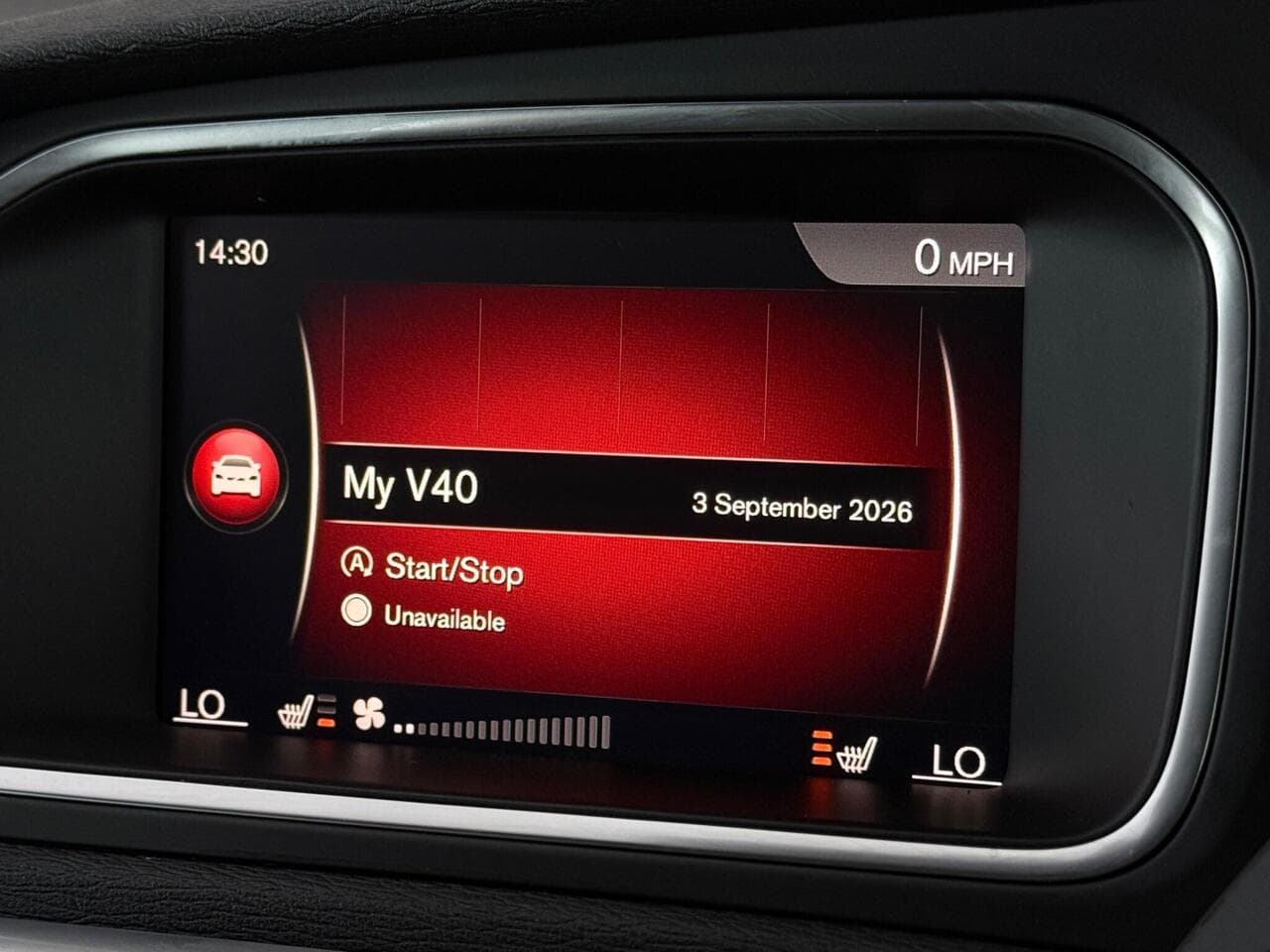 Volvo V40 Cross Country thumbnail Infotainment System