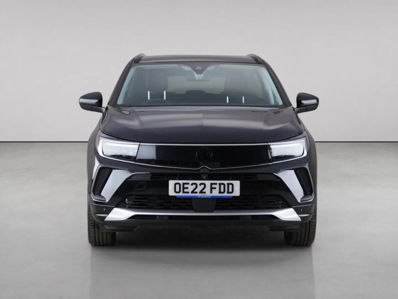 Vauxhall Grandland thumbnail Front