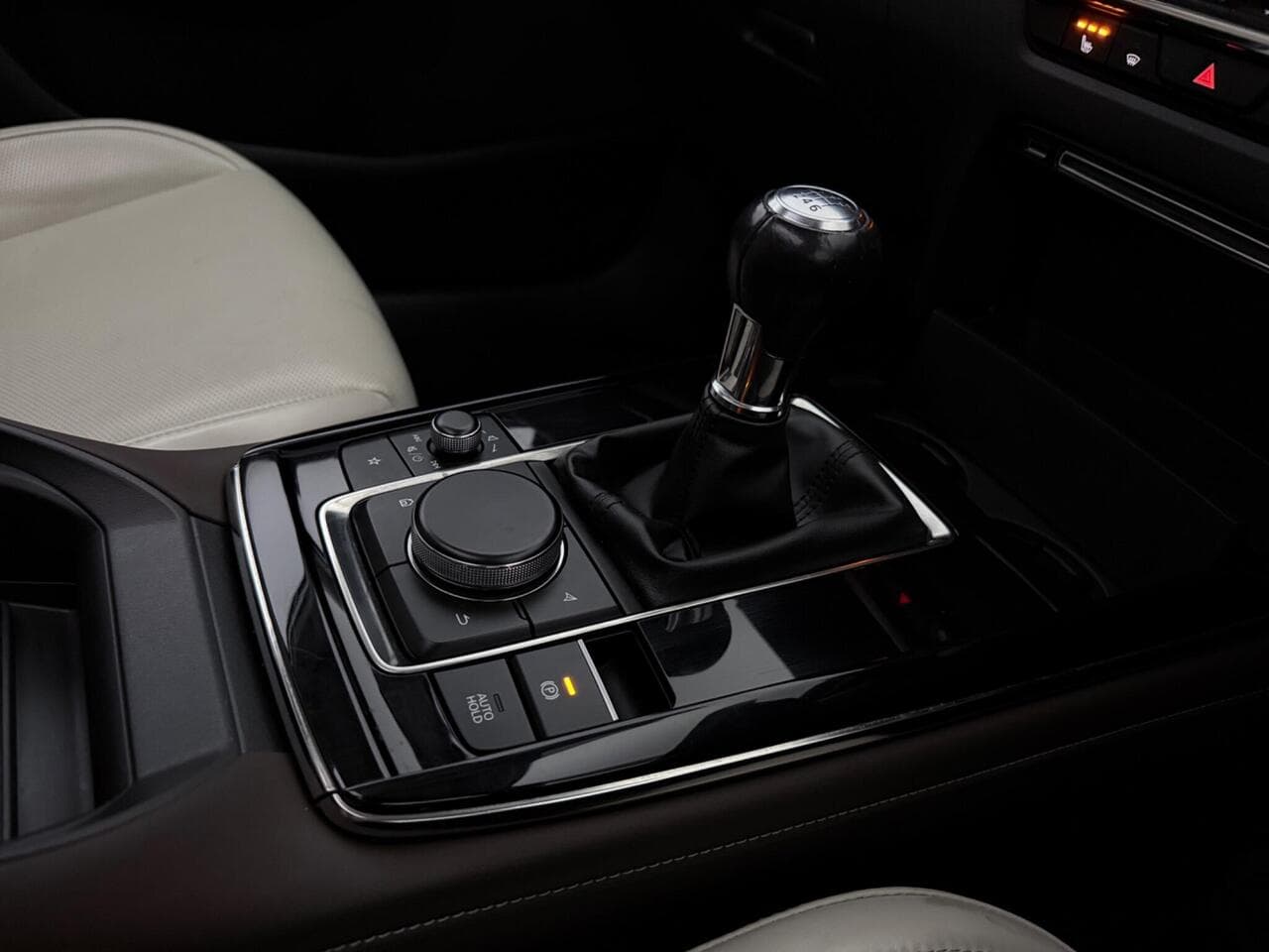 Mazda CX-30 thumbnail Interior Front