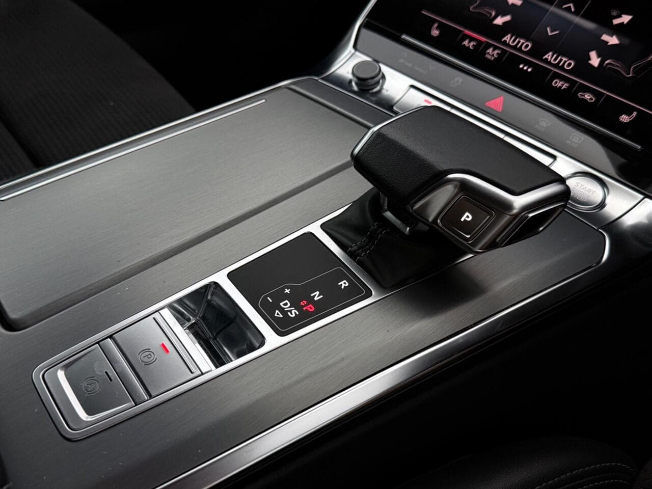 Audi A7 thumbnail Interior Front