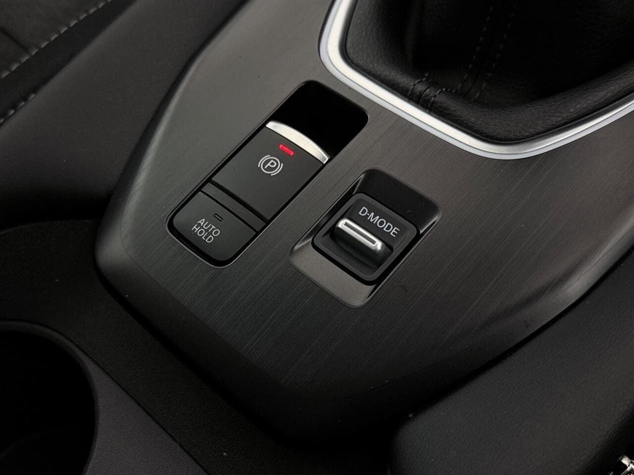 Nissan Qashqai thumbnail Misc Controls