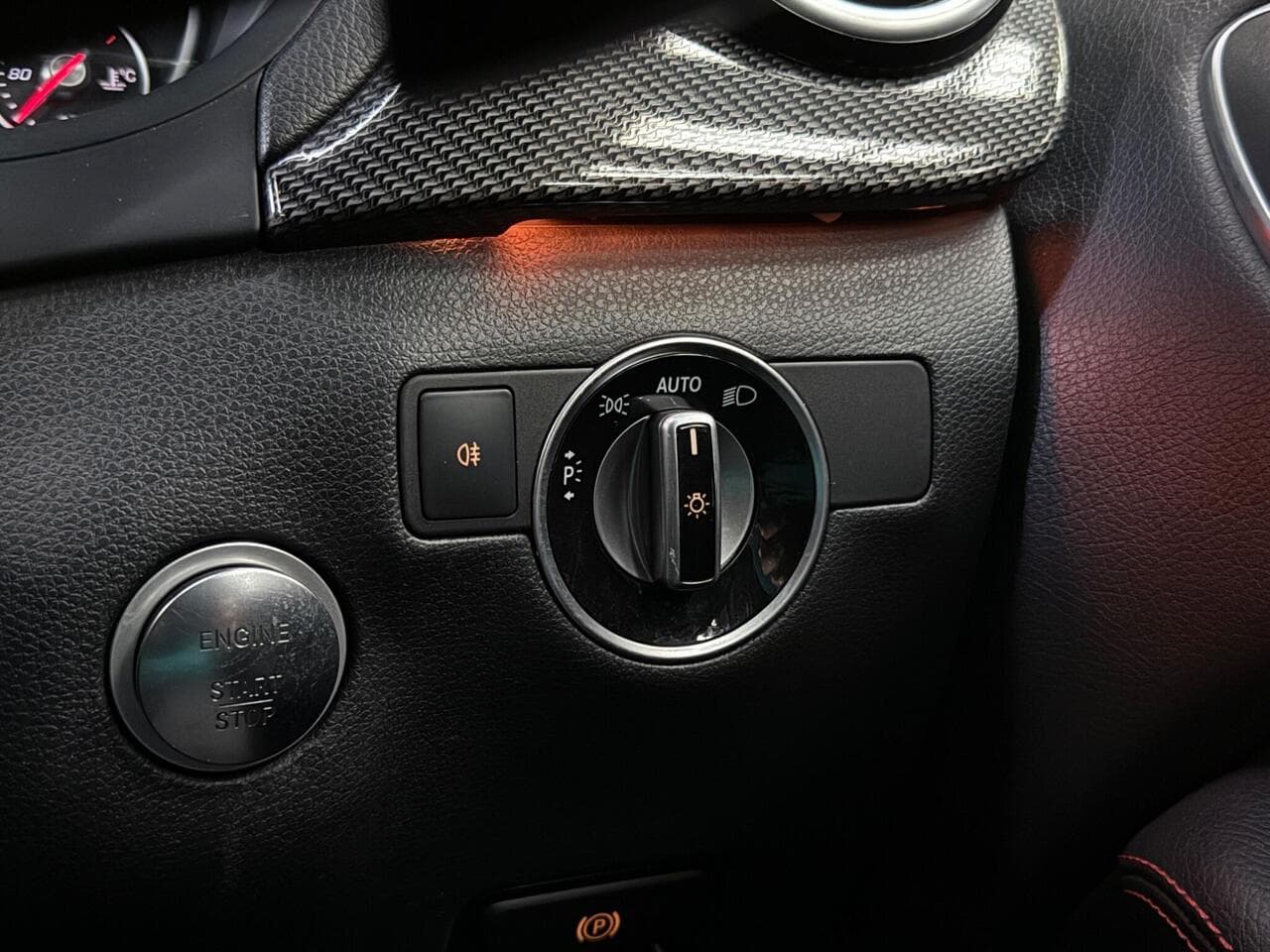 Mercedes-Benz B Class thumbnail Misc Controls