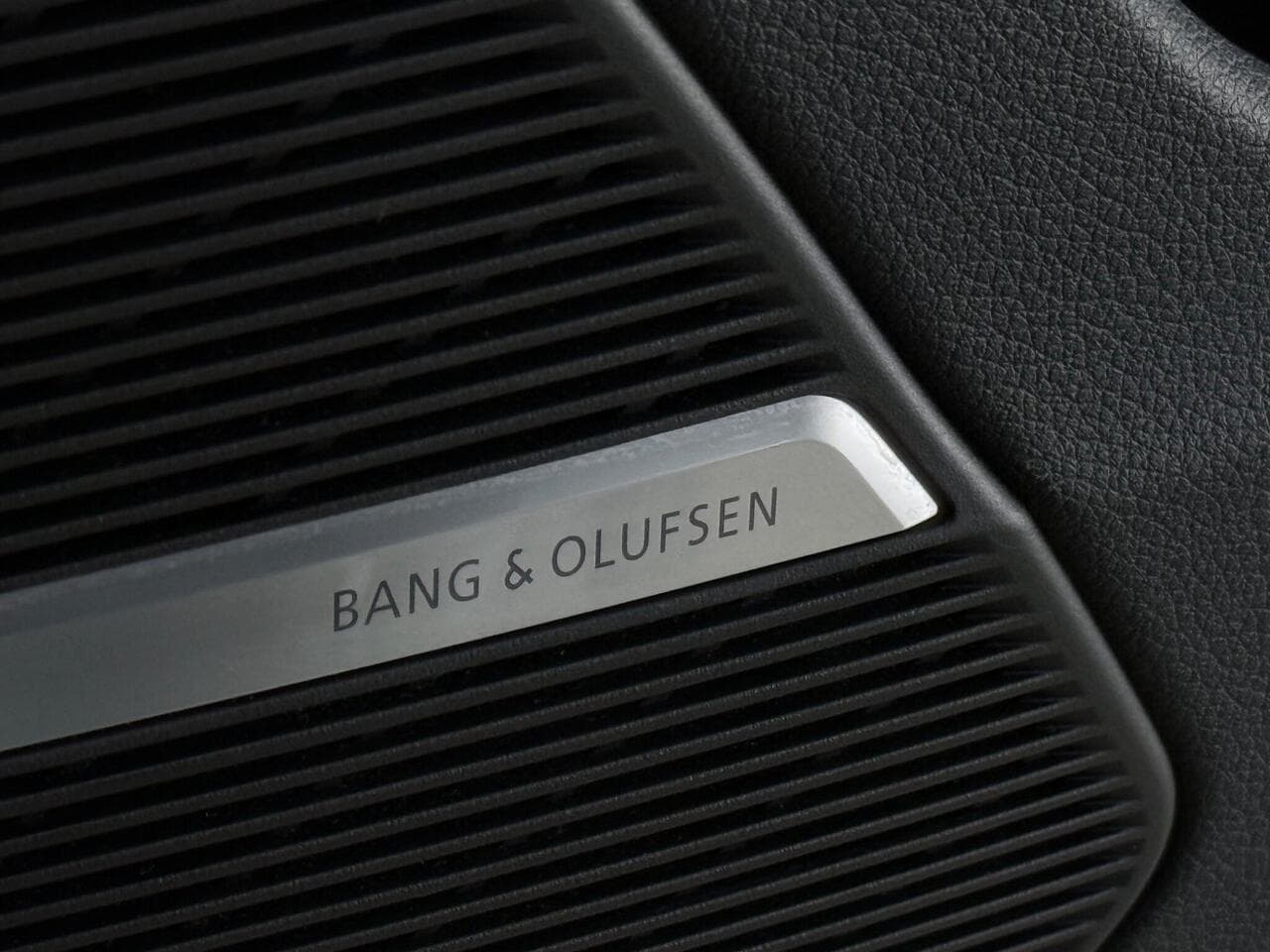 Audi Q7 thumbnail Misc Controls