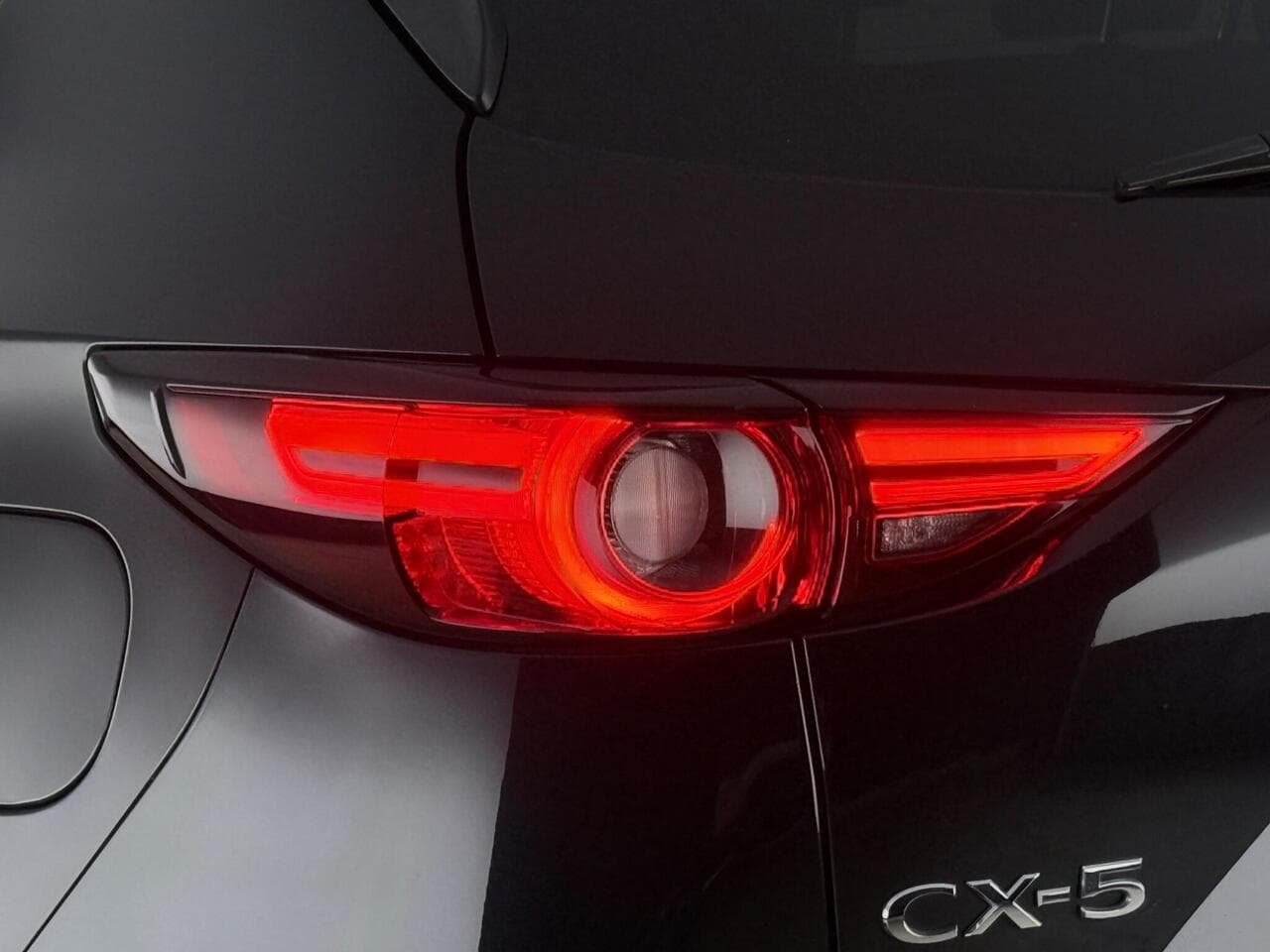 Mazda CX-5 thumbnail Lights Rear