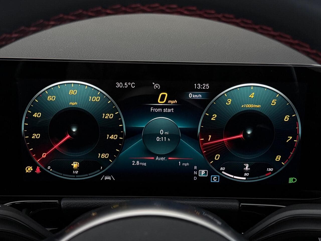 Mercedes-Benz GLA thumbnail Driver Instruments